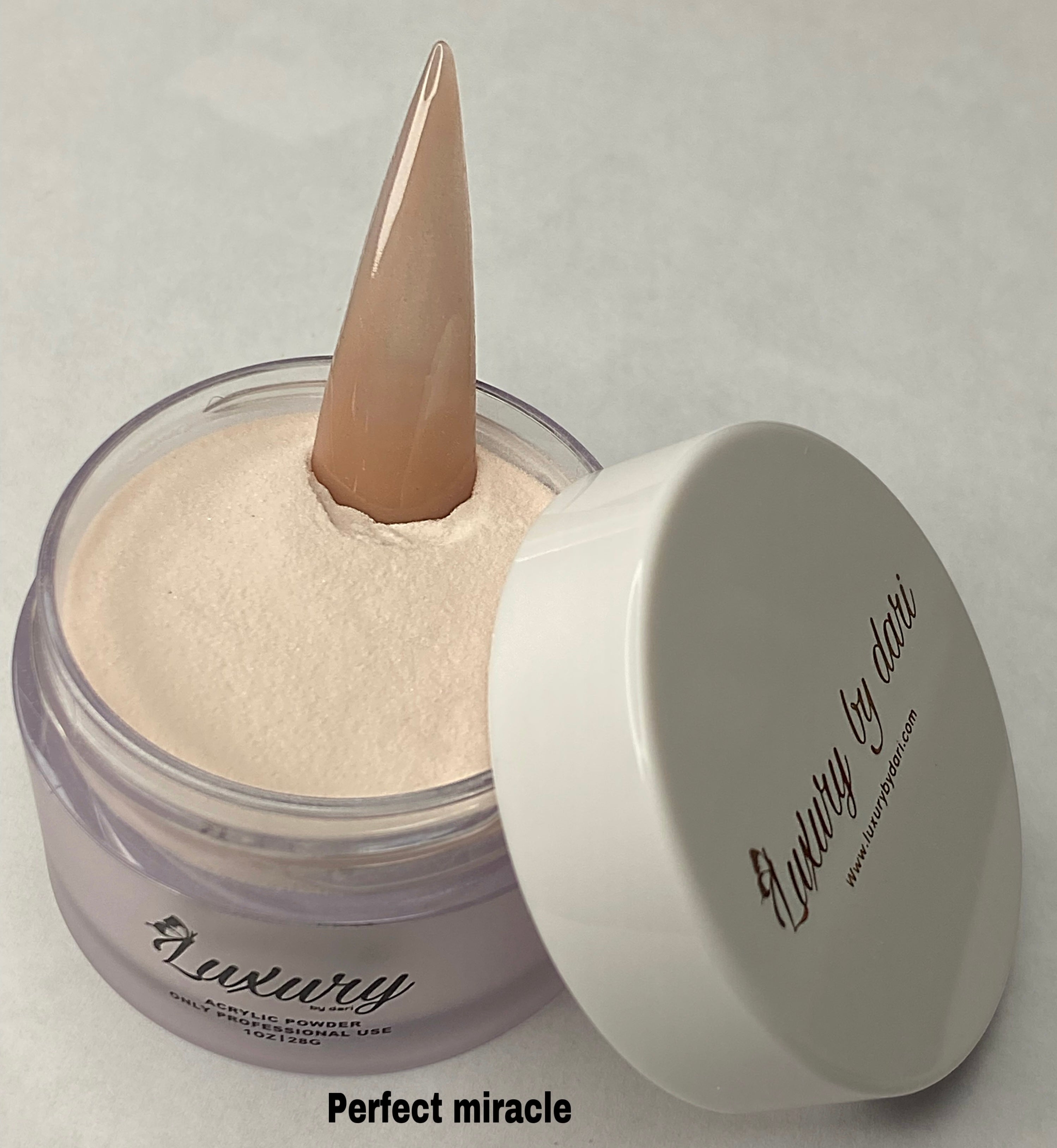 Slow to medium setting acrylic powders – Luxury By Dari